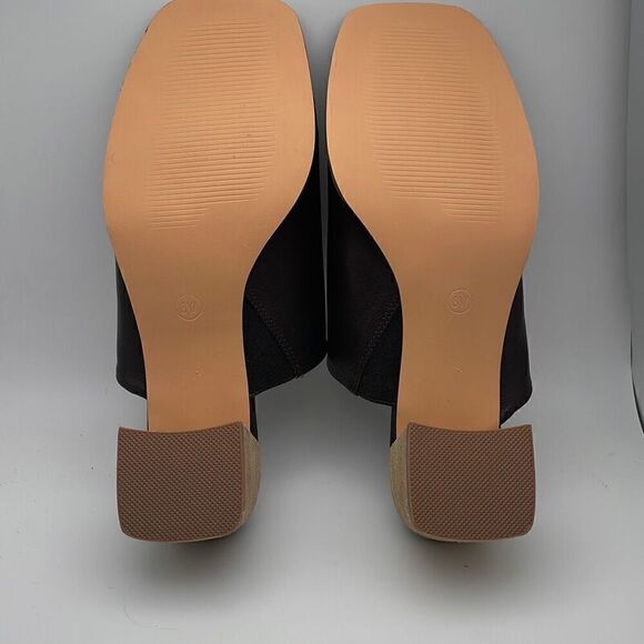 CUSHIONAIRE Women's One Band Dress Sandal SIZE 8 WIDE BROWN - Picture 7 of 7